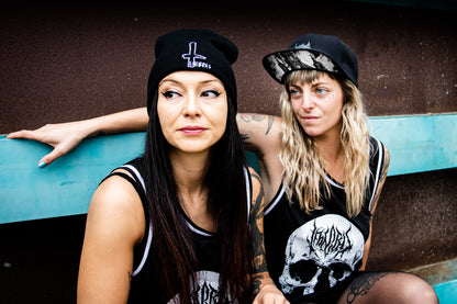 Casquette Burning church